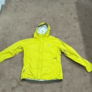 A yellow north face rain jacket size medium.